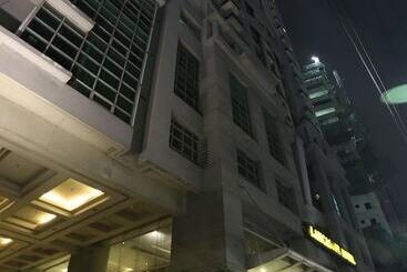 Lancaster Hotel Manila