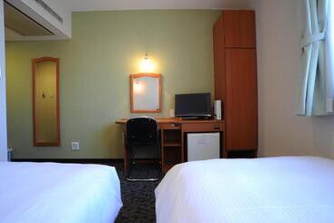 Hotel Suizenji Comfort