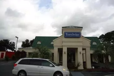 ホテル Super 8 By Wyndham Florence Sc I 95 North   Hwy 76