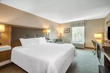 Szálloda Hampton Inn Raynhamtaunton