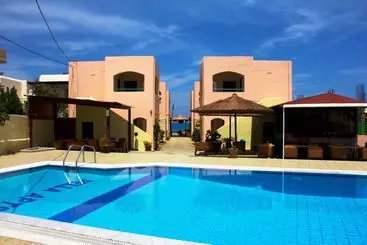 Apartamentos Pella Apts