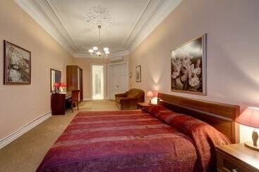 酒店 Sonata At Palace Square