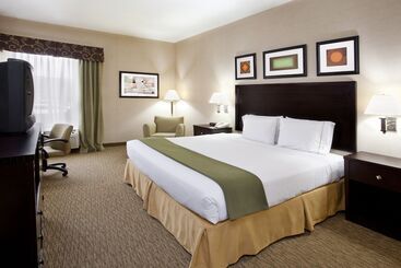 Holiday Inn Express Hotel & Suites Cleveland Streetsboro By Ihg