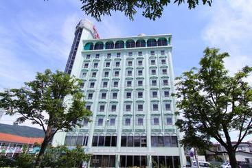 Hotel Suwa Lake Side