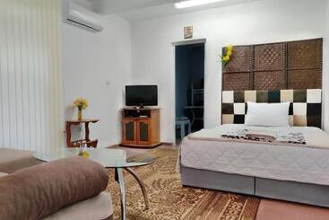 הוסטל Hello Sofia Guesthouse