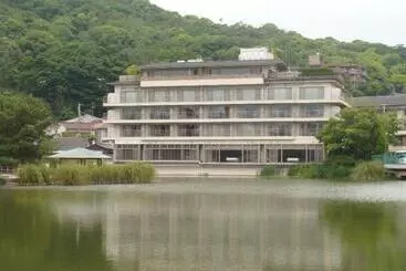 Bed & Breakfast Kotobukirou Rinsuitei