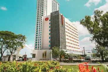 Harris Hotel Batam Center