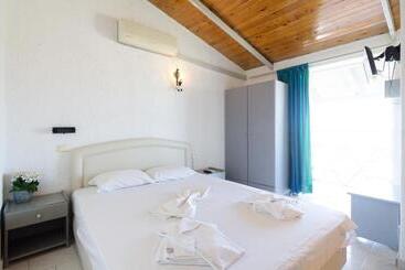 בית מלון כפרי Mark