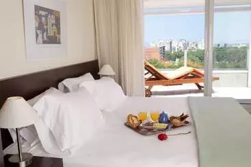 Отель Intercity Montevideo