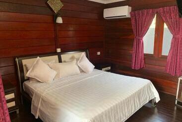 בית מלון כפרי Nipah Bay Villa