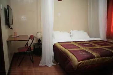 هتل The Headquarters Inn