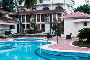 Hotel Singaar International