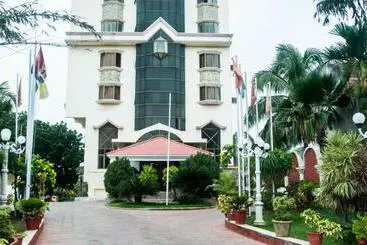 Hotelli Singaar International