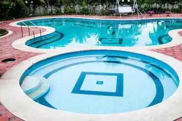 Отель Singaar International