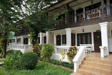 בית מלון כפרי Thavonsouk Resort