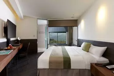 هتل Yang Ming Shan Tien Lai Resort & Spa