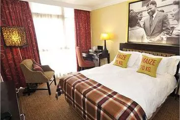 Hotel The Soweto & Conference Centre