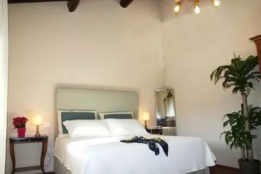 Florence View Apartments