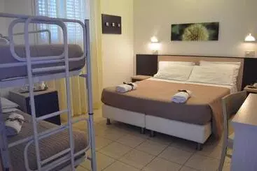 בית מלון כפרי Europa Milano Marittima