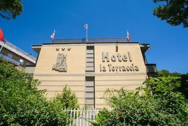 בית מלון כפרי La Torraccia