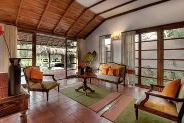 リゾートホテル Evolve Back Coorg