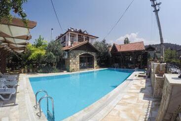 فندق Melrose House