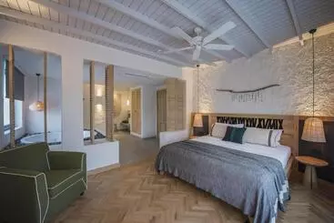 Yacht Boheme Hotel Boutique Class   Adults Only