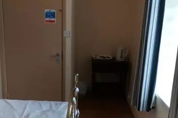 فندق OYO Swan Inn