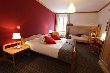 هتل Hôtel De Ville