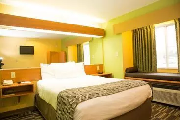 Microtel Inn & Suites By Wyndham Panama City