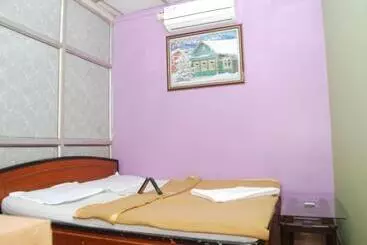 ホテル New Shahana  Hostel