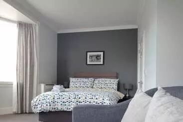ホテル Olivers Guest House