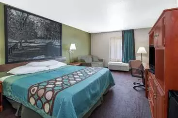 Hotel Super 8 By Wyndham Shepherdsville   Louisville South I65