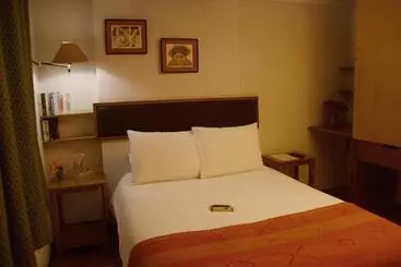 ホテル Los Aticos B&b With Coworking