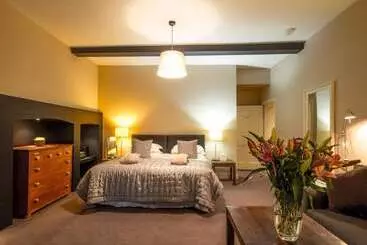 酒店 Six Brunton Place Guest House