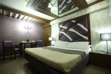 Hotel Victoria Court Hillcrest   Pasig