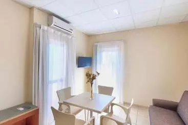 Mackenzie Beach  & Apartments