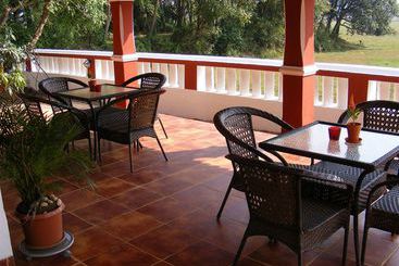 Отель Costa Del Sol