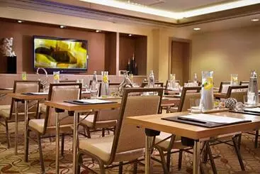 Hotel Renaissance Istanbul Polat Bosphorus