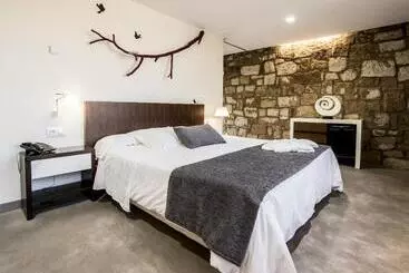 Hotel Rural Restaurante Masía La Torre