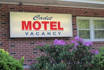Cadet Motel
