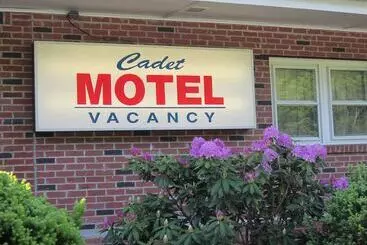 Cadet Motel