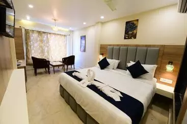 Resort Shree Gajanana   Lift  Wifi With Restaurant Facilities Near Sea Beach Best Choice Of Travellers By M