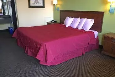 ホテル Americas Best Value Inn Huntsville