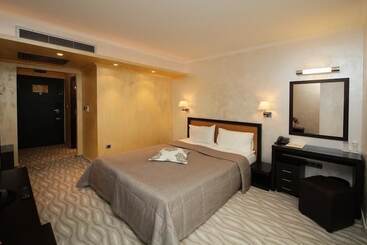 בית מלון כפרי Efbet