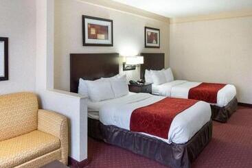 酒店 Comfort Suites Parkersburg South