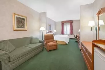 Otel Spark By Hilton Dumas