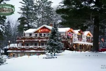 ホテル Edgewater Inn & Cottages