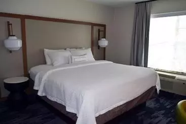 호텔 Fairfield By Marriott Youngstown/austintown