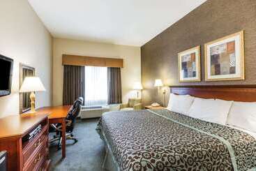 Отель Days Inn By Wyndham Budd Lake